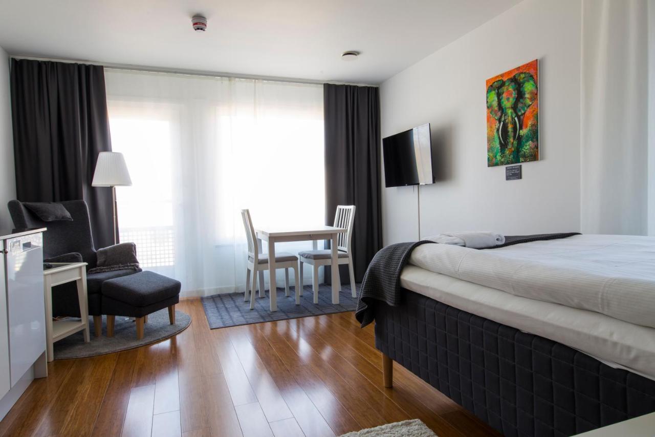 Continental Apartment Hotel Sollentuna Extérieur photo