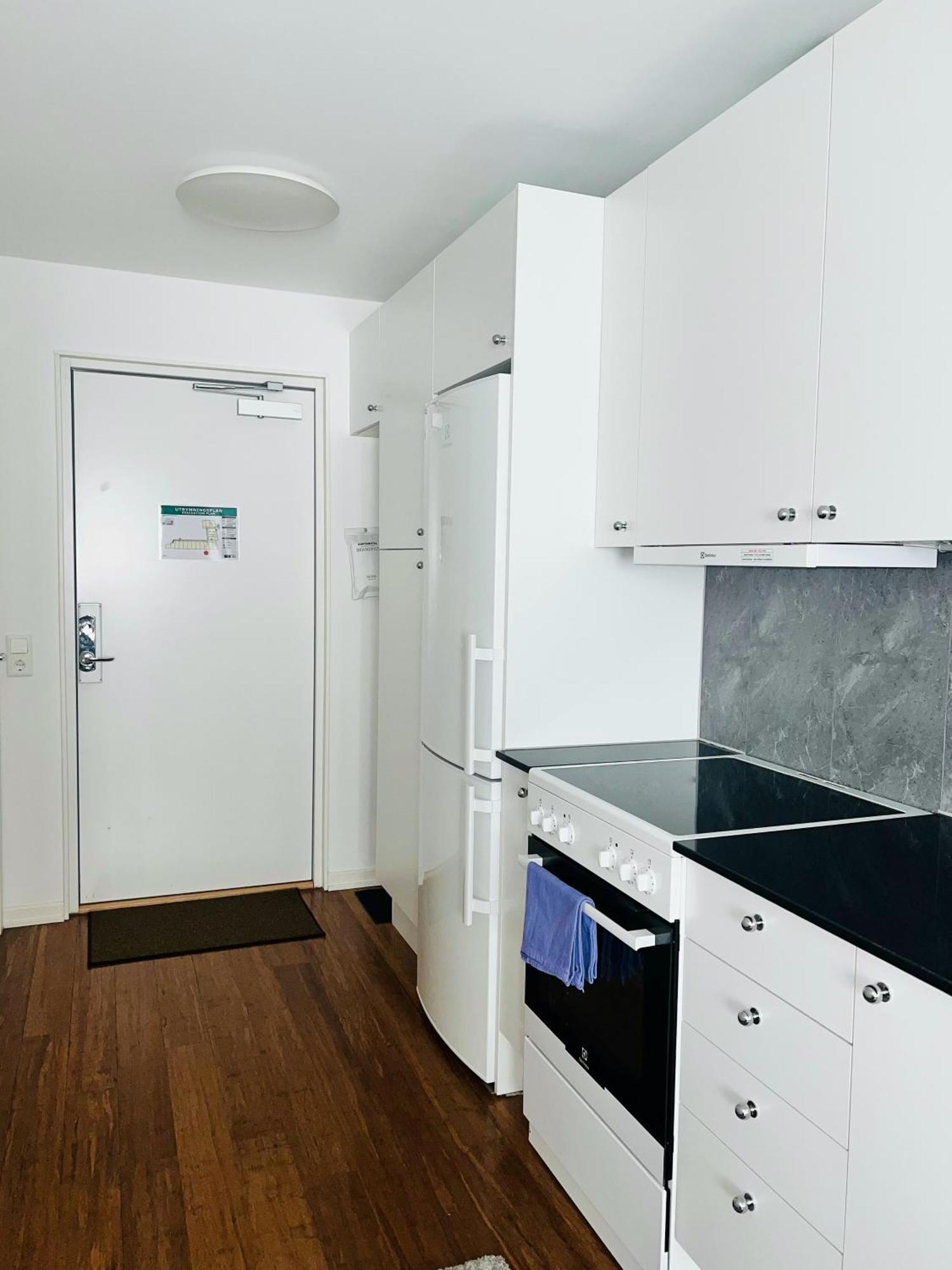 Continental Apartment Hotel Sollentuna Extérieur photo