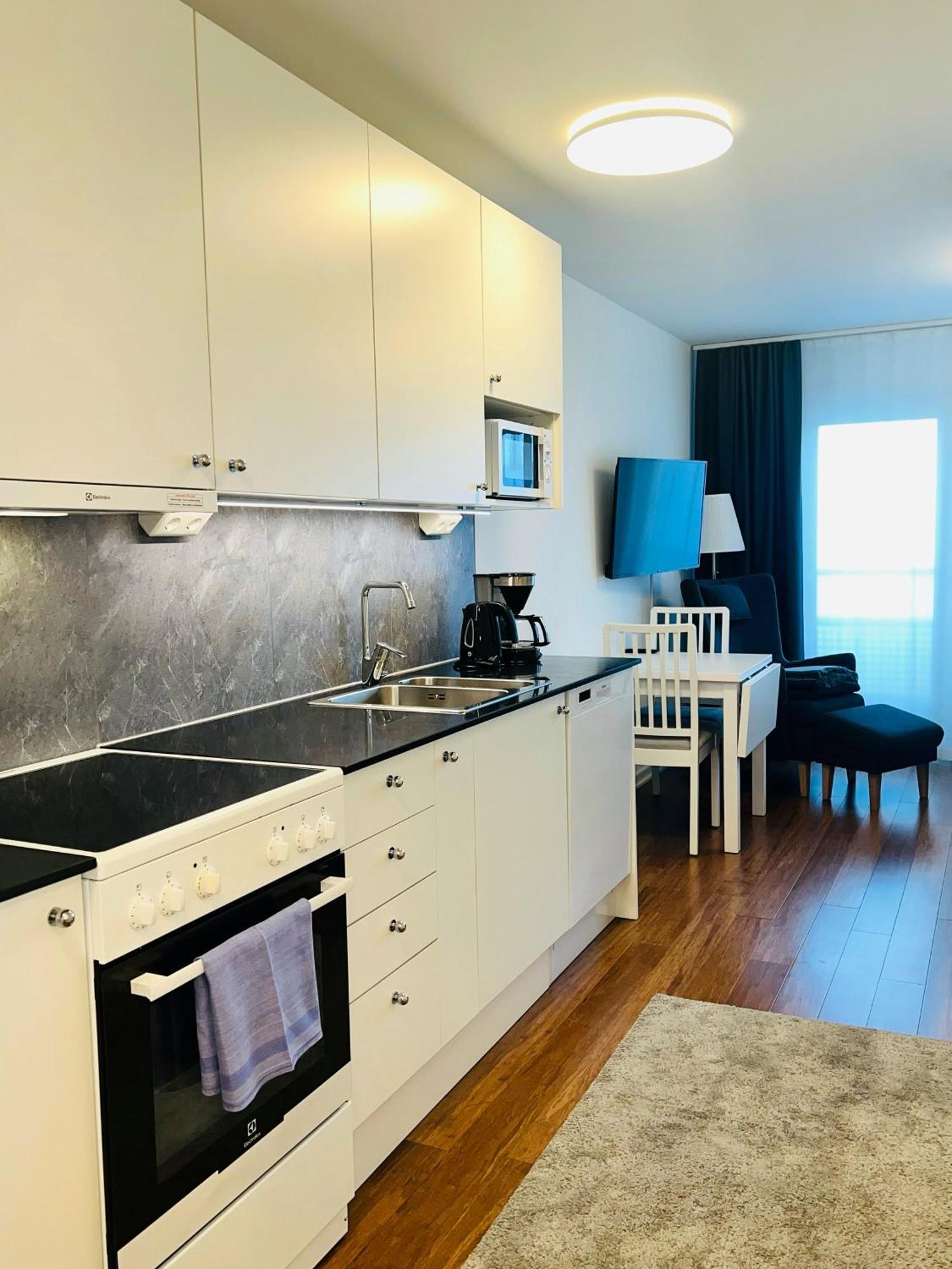 Continental Apartment Hotel Sollentuna Extérieur photo